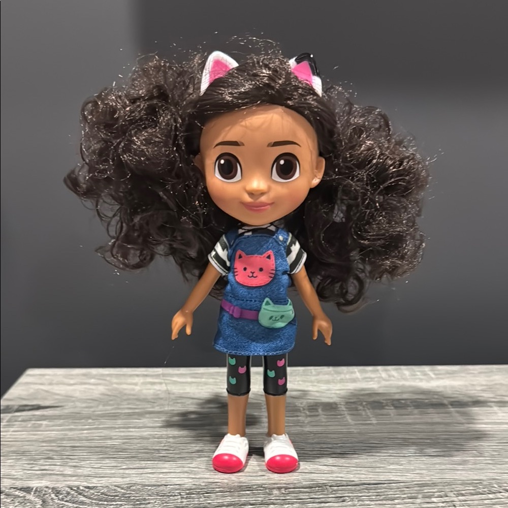 Gabby’s Dollhouse: Gabby Girl w/Cat Ears (Travel Edition) - Collectible 8” Doll
